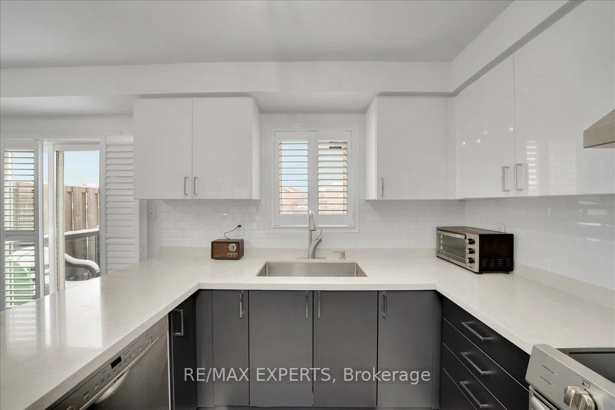 165, Fieldstone, East Woodbridge, Vaughan