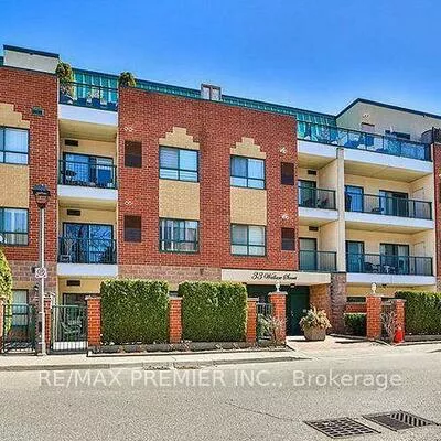 33, Wallace, West Woodbridge, Vaughan