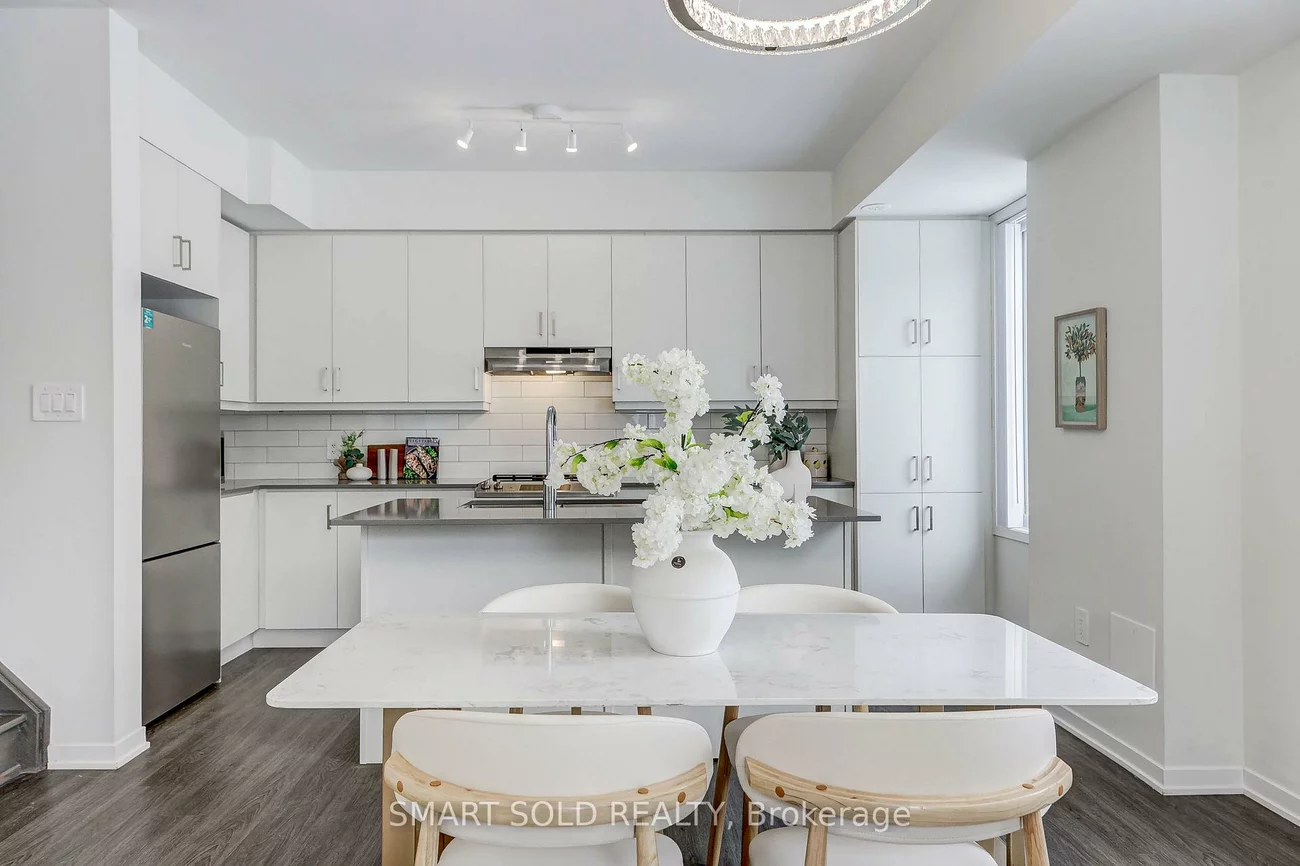 10, Almond Blossom, Vaughan Corporate Centre, Vaughan