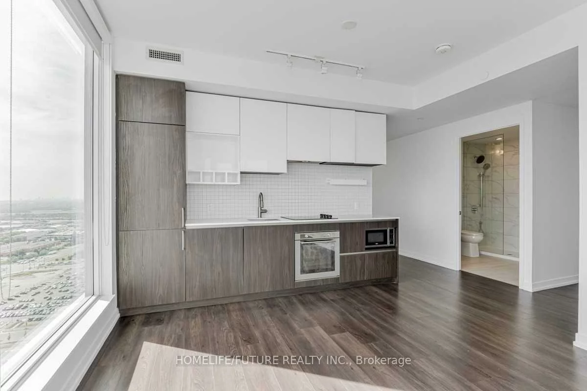 898, Portage, Vaughan Corporate Centre, Vaughan