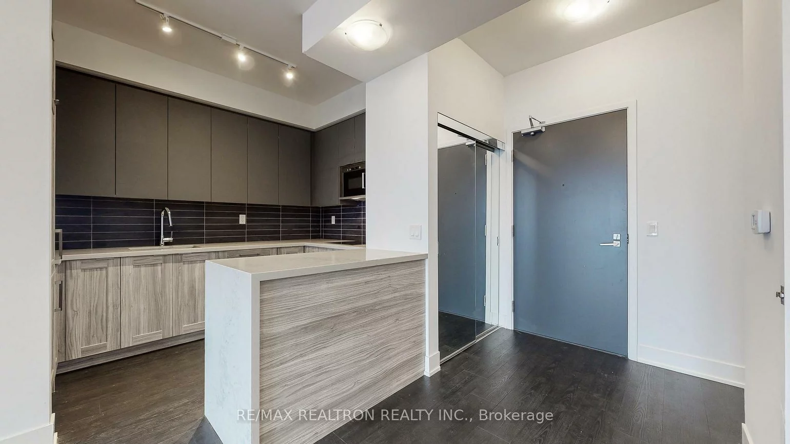 2916, Highway 7, Concord, Vaughan