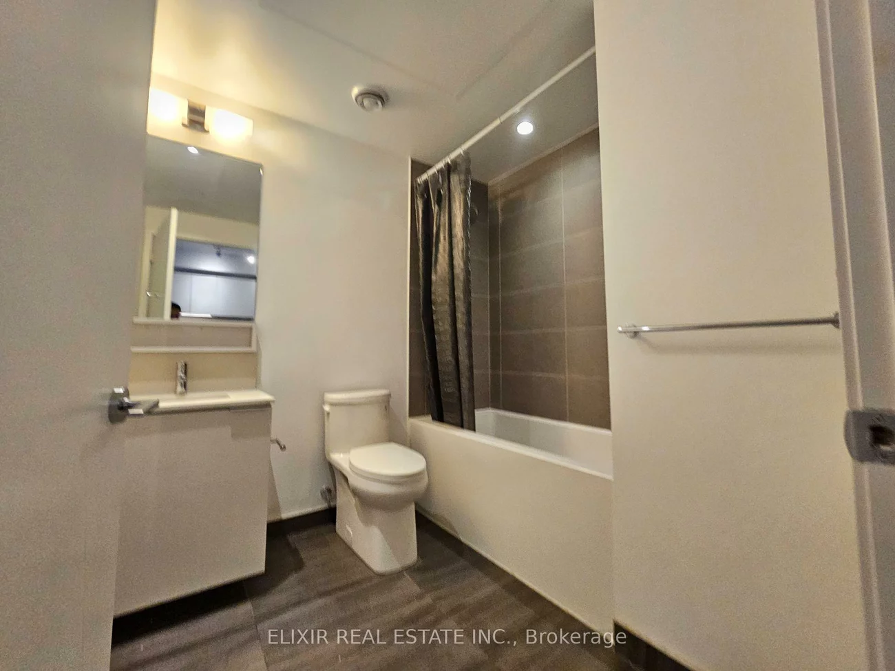 950, Portage, Vaughan Corporate Centre, Vaughan