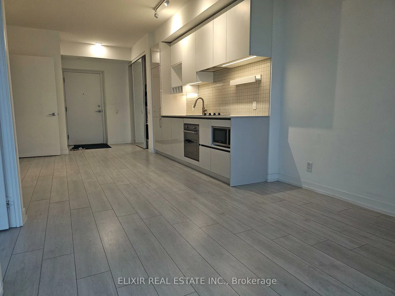 950, Portage, Vaughan Corporate Centre, Vaughan