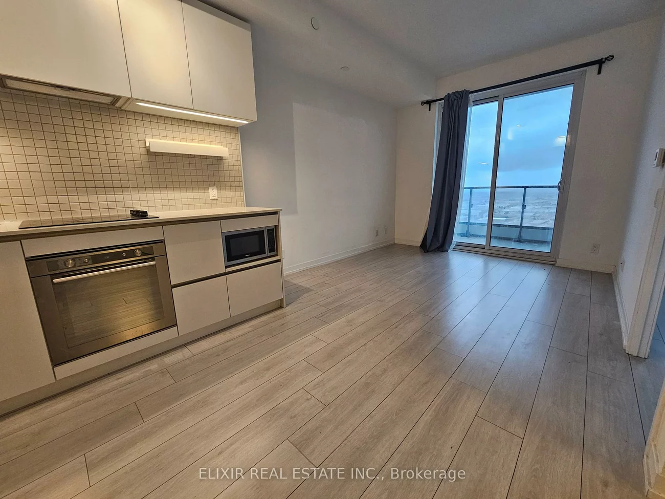 950, Portage, Vaughan Corporate Centre, Vaughan