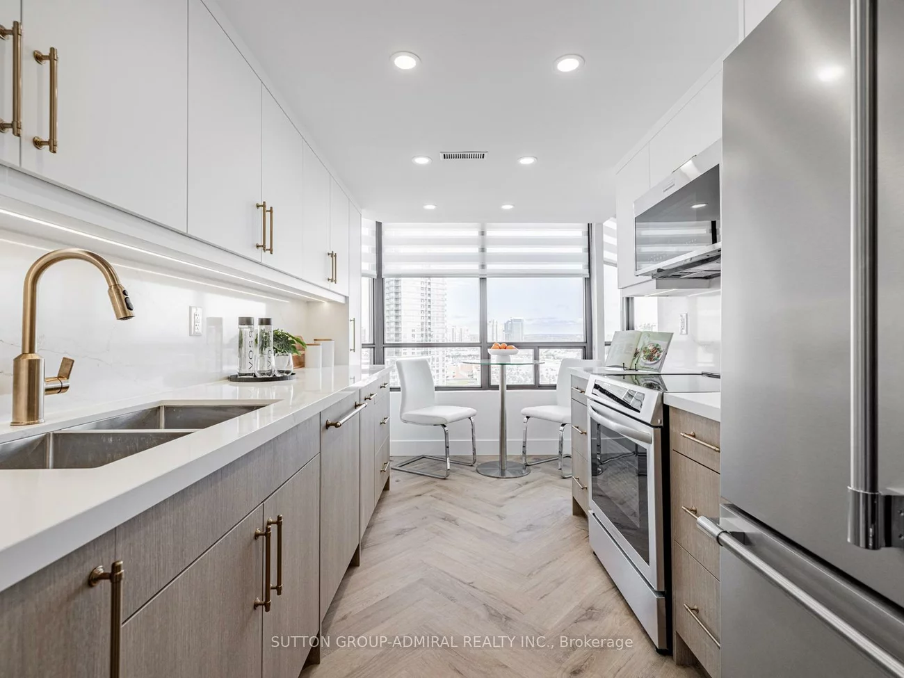 7420, Bathurst, Brownridge, Vaughan