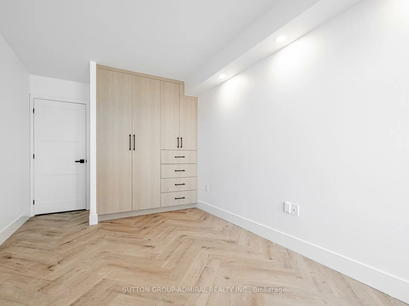 7420, Bathurst, Brownridge, Vaughan