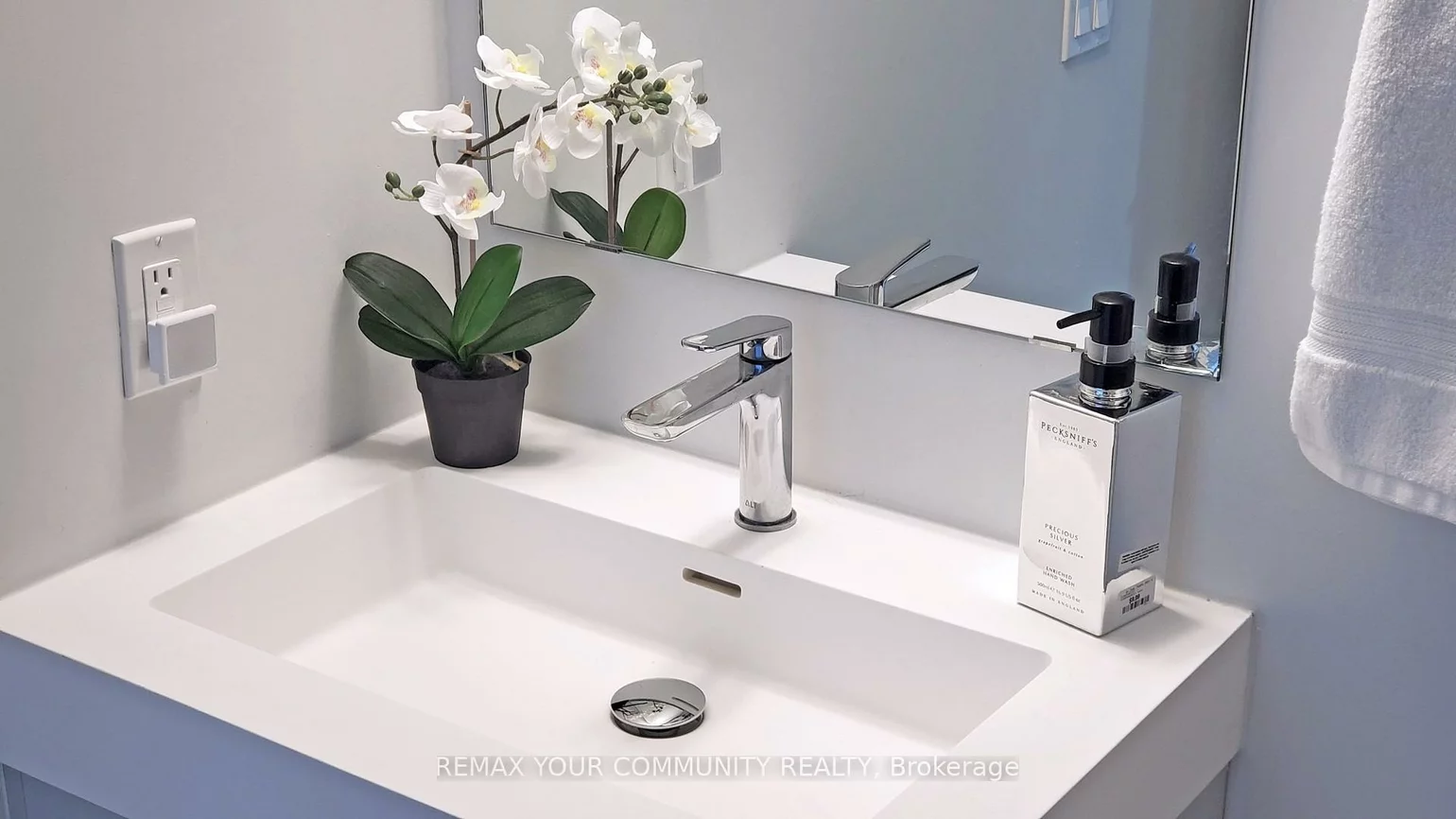 2920, Highway 7, Concord, Vaughan