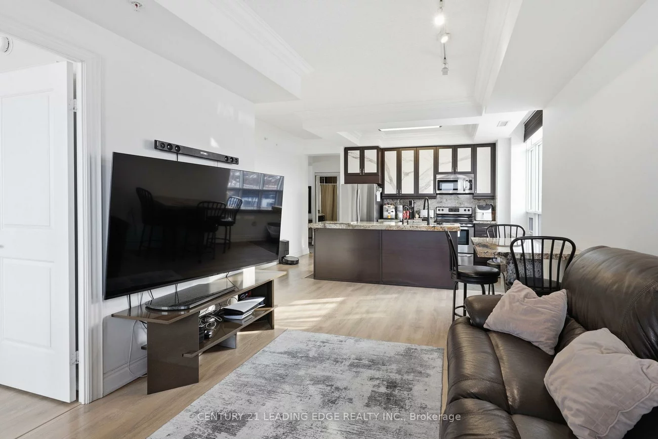 2396, MAJOR MACKENZIE, Maple, Vaughan