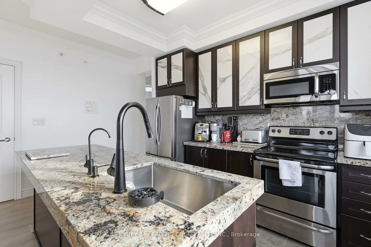 2396, MAJOR MACKENZIE, Maple, Vaughan