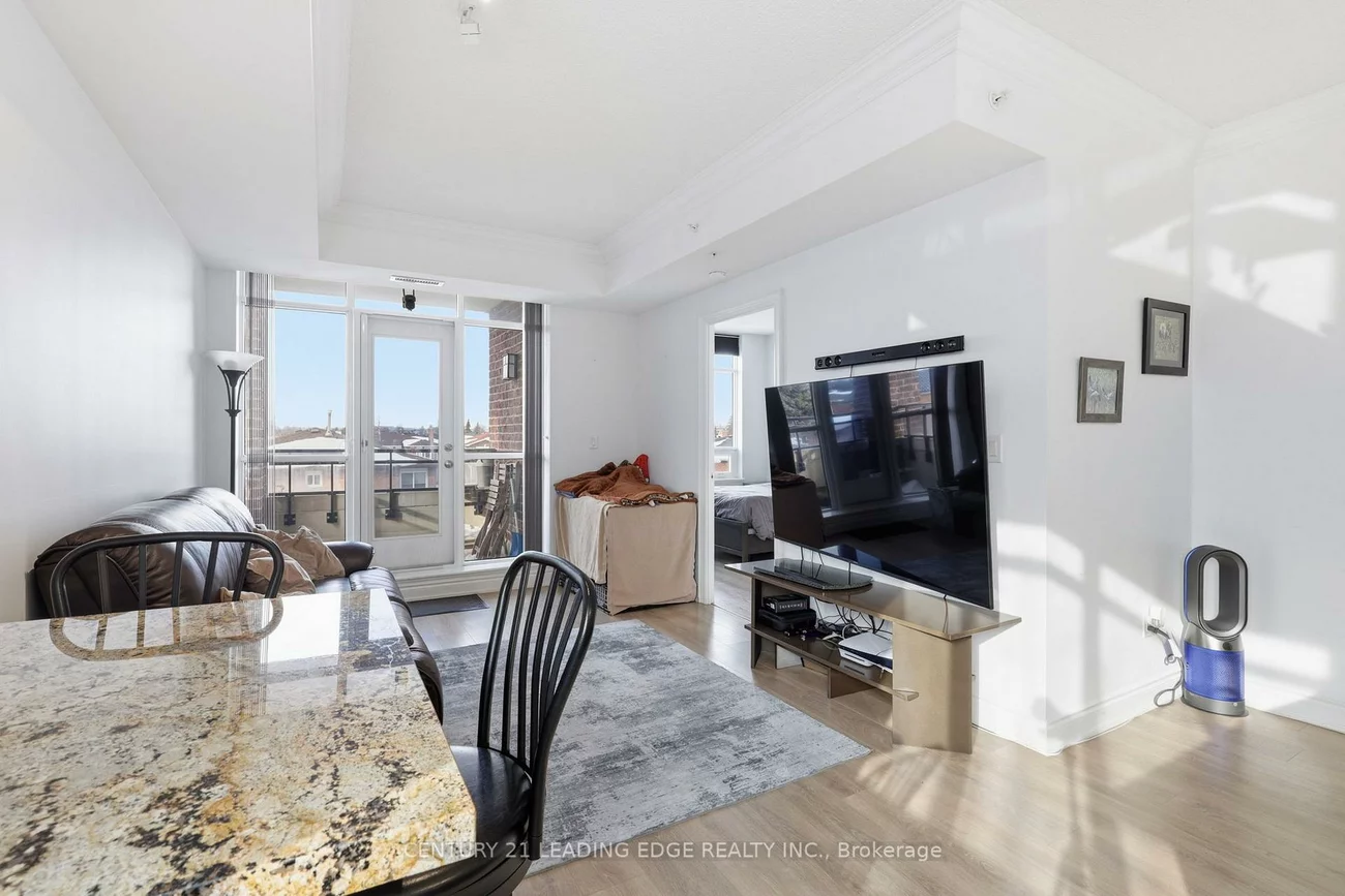 2396, MAJOR MACKENZIE, Maple, Vaughan