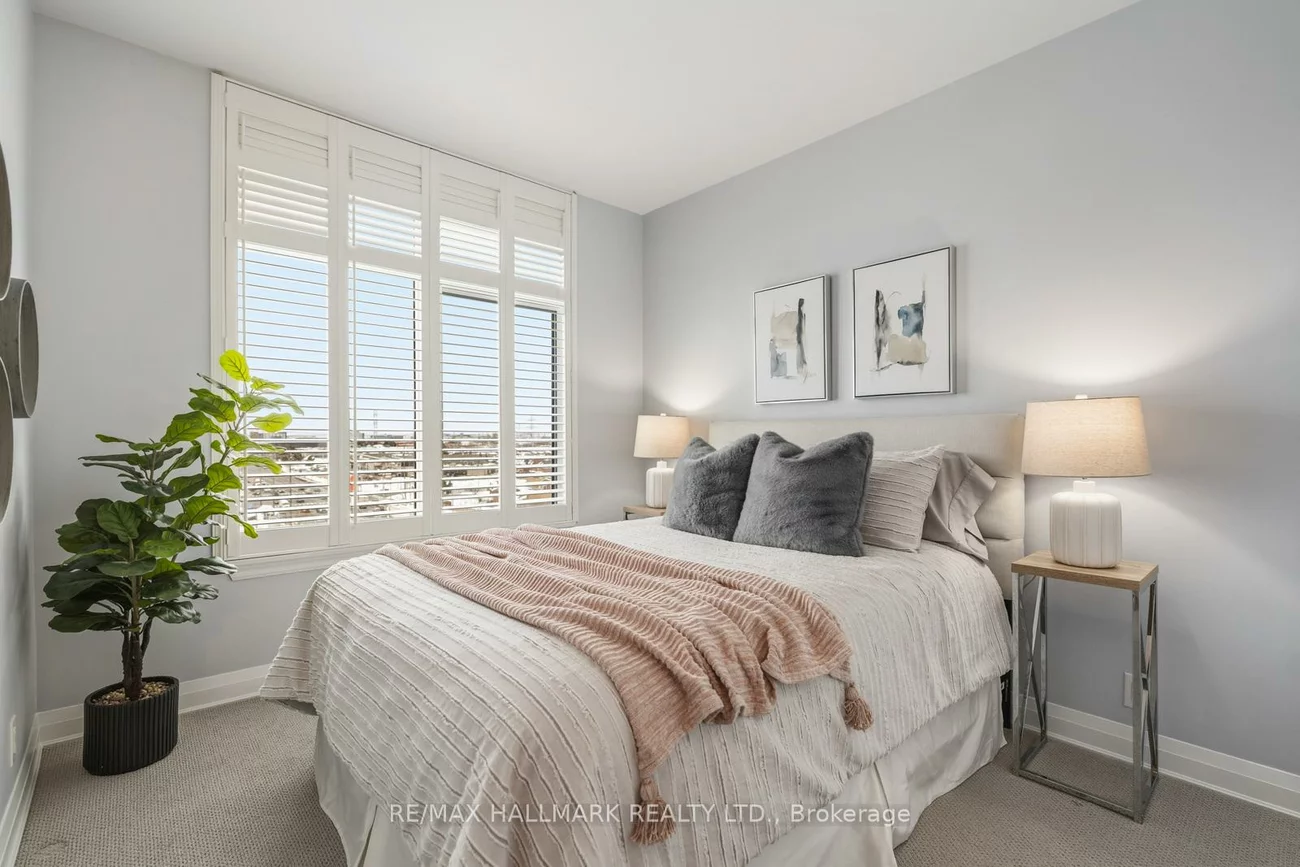 12, Woodstream, Vaughan Grove, Vaughan