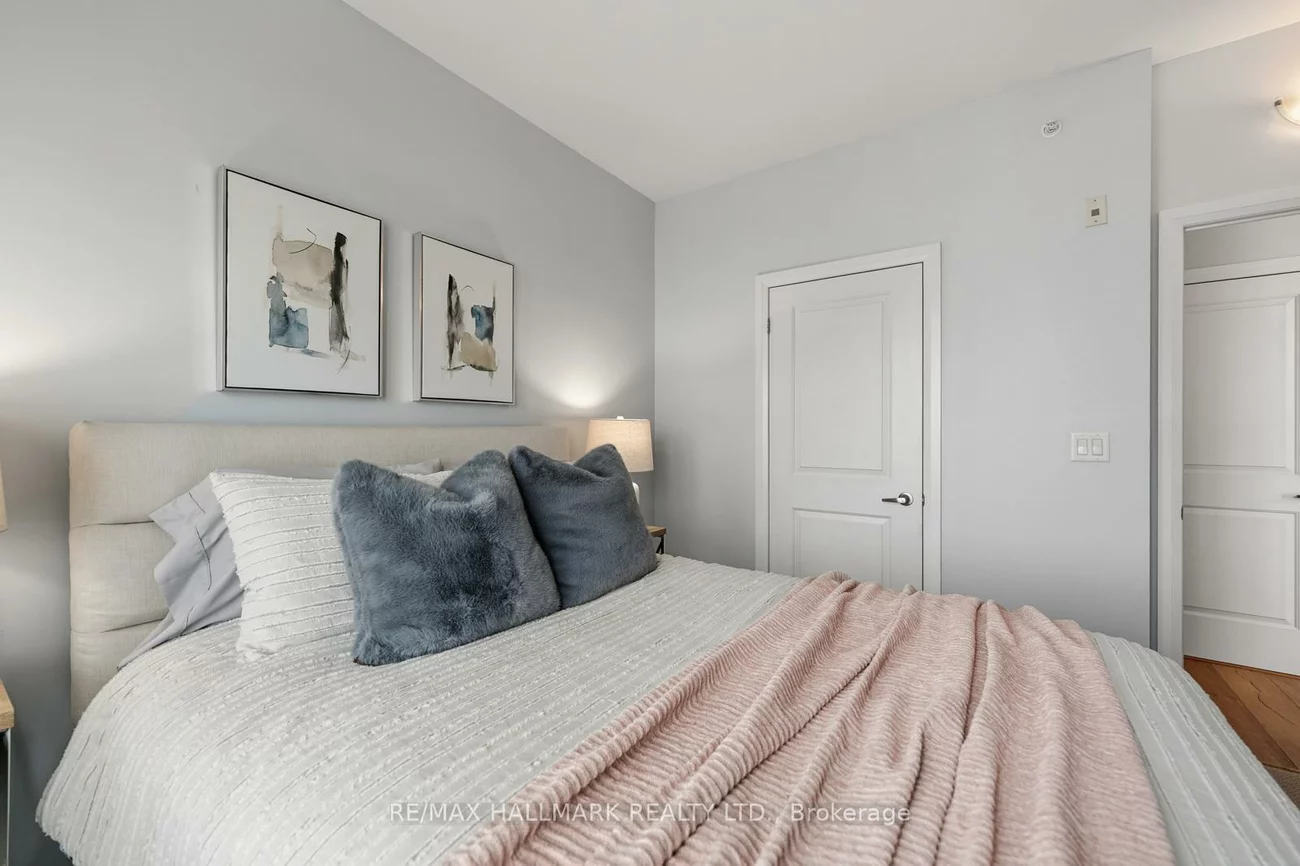 12, Woodstream, Vaughan Grove, Vaughan