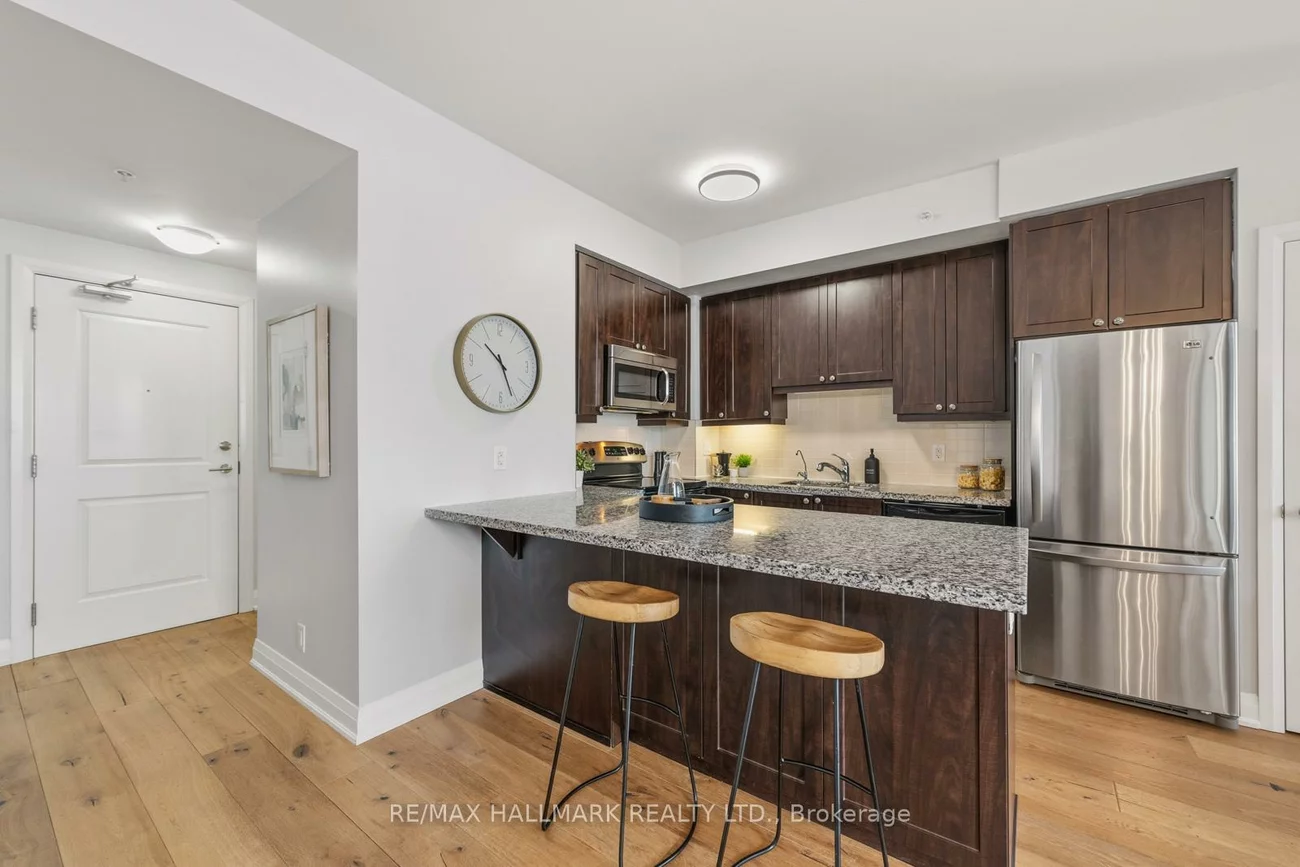 12, Woodstream, Vaughan Grove, Vaughan