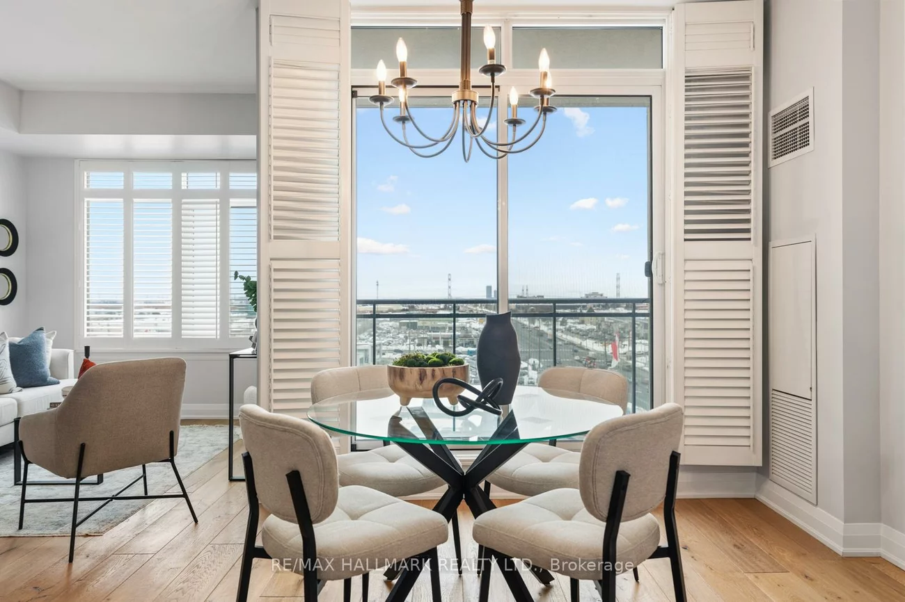 12, Woodstream, Vaughan Grove, Vaughan