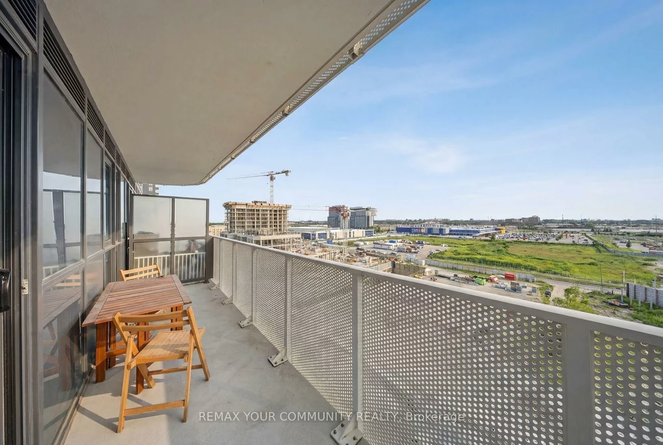 195, Commerce, Vaughan Corporate Centre, Vaughan