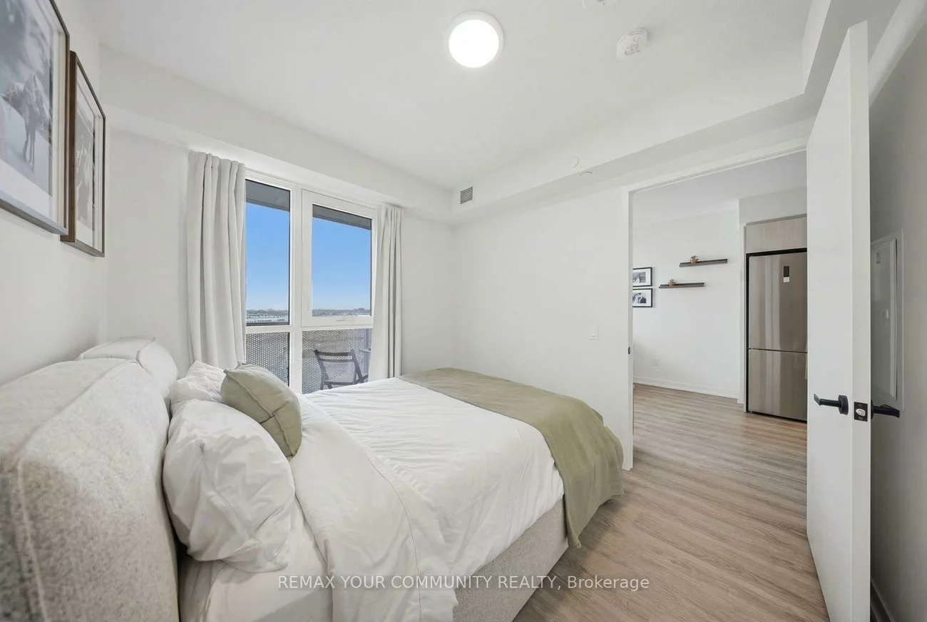 195, Commerce, Vaughan Corporate Centre, Vaughan