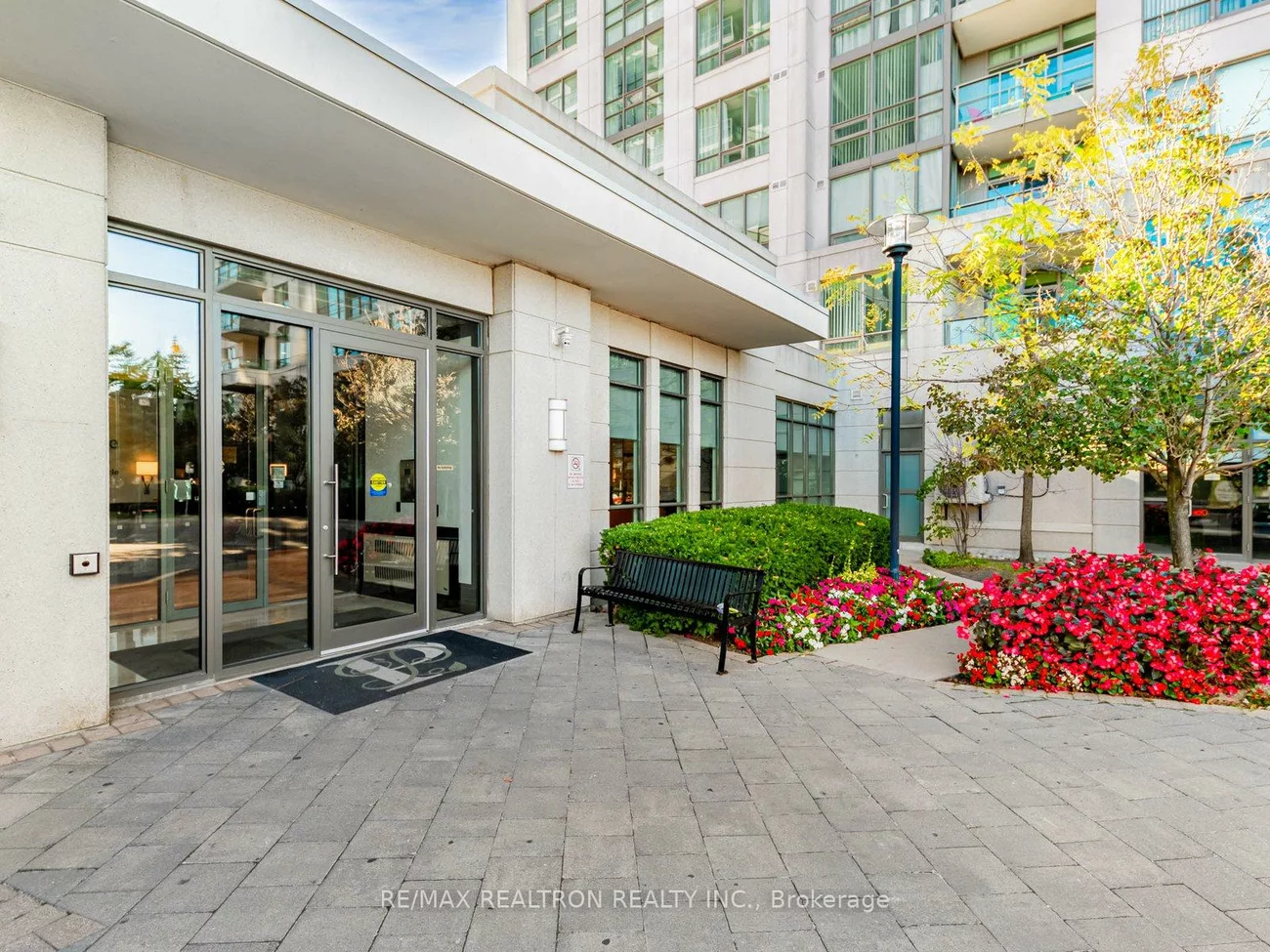 100, Promenade, Brownridge, Vaughan