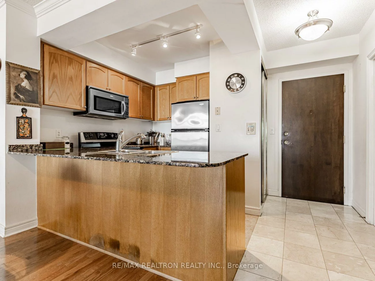 100, Promenade, Brownridge, Vaughan