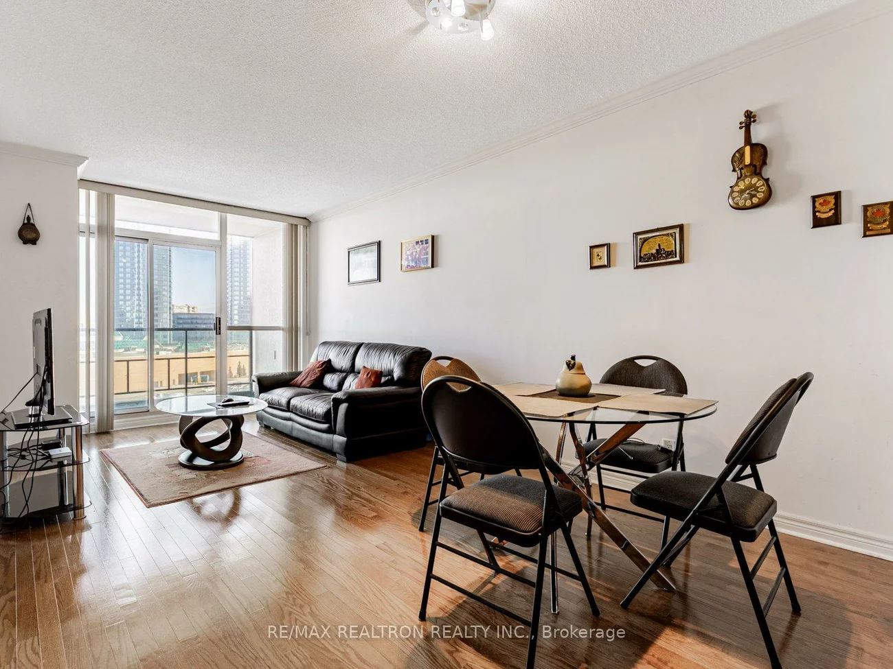 100, Promenade, Brownridge, Vaughan
