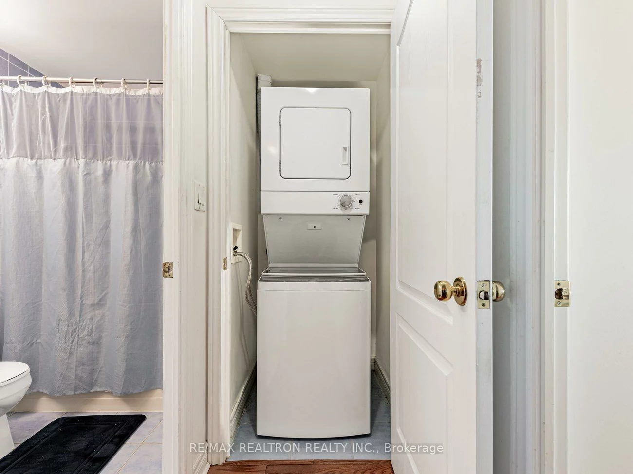 100, Promenade, Brownridge, Vaughan