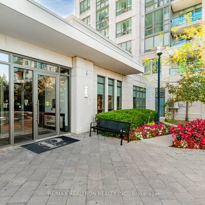 100, Promenade, Brownridge, Vaughan