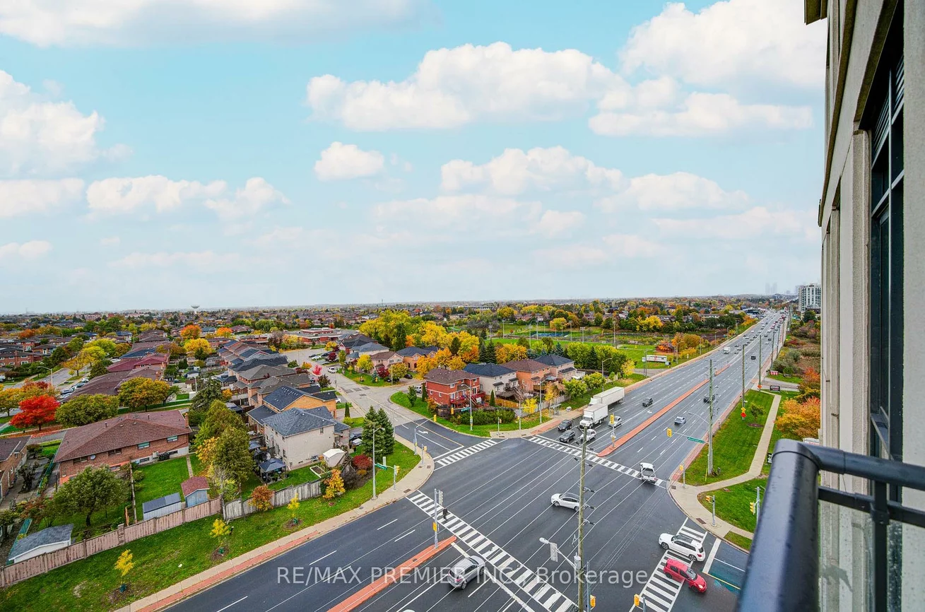 12, Woodstream, Vaughan Grove, Vaughan