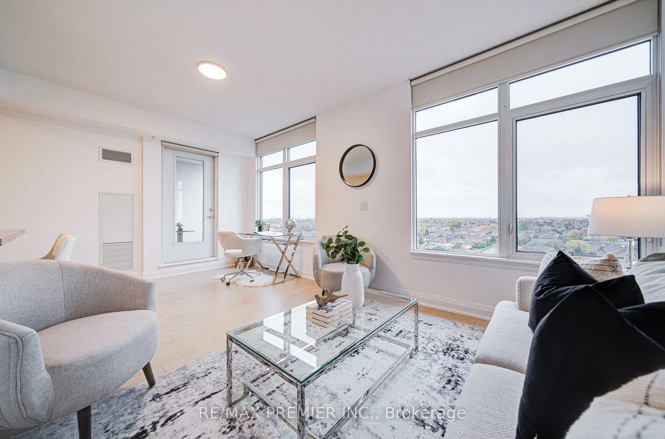 12, Woodstream, Vaughan Grove, Vaughan