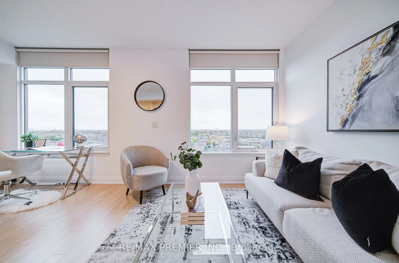 12, Woodstream, Vaughan Grove, Vaughan