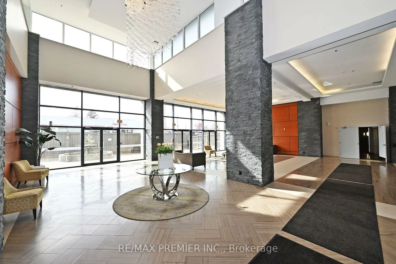 12, Woodstream, Vaughan Grove, Vaughan