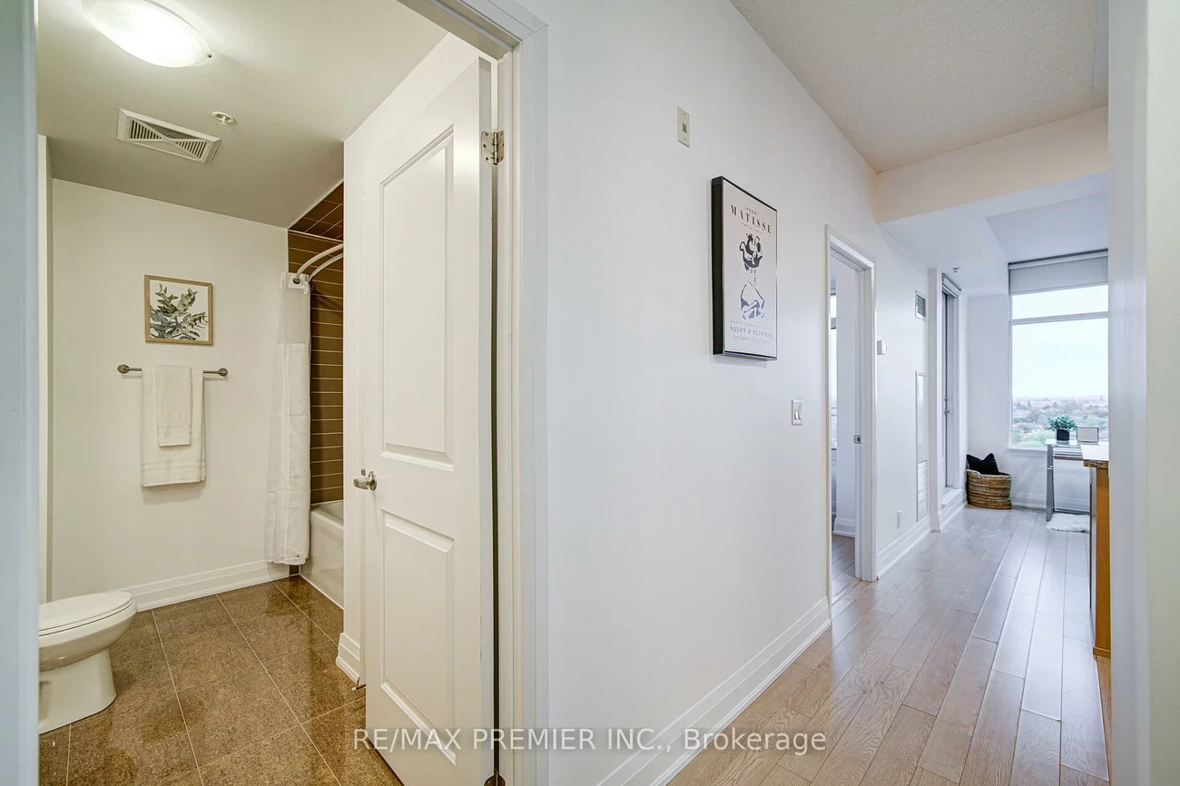 12, Woodstream, Vaughan Grove, Vaughan