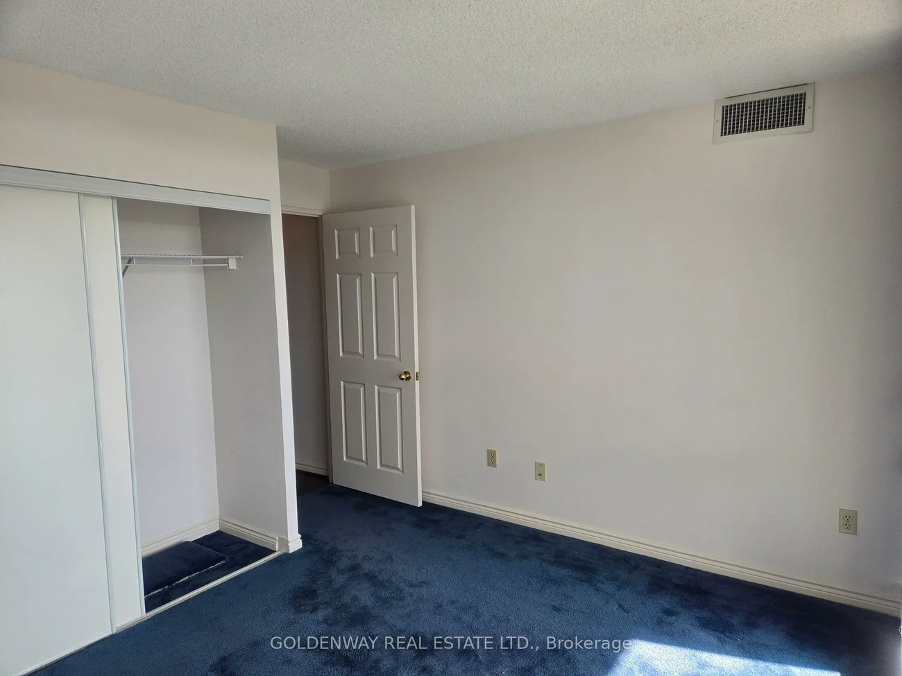 7300, Yonge, Crestwood-Springfarm-Yorkhill, Vaughan