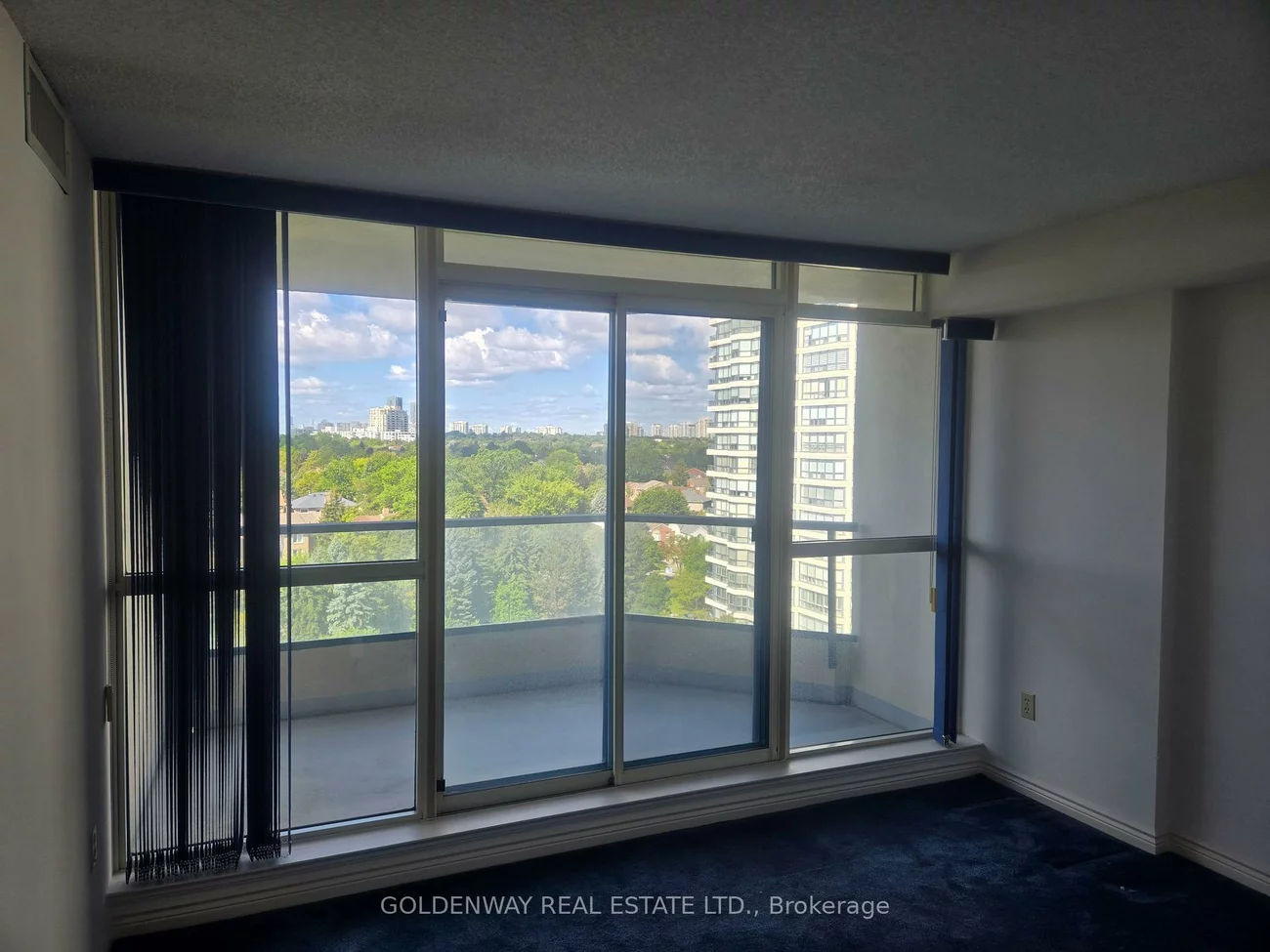 7300, Yonge, Crestwood-Springfarm-Yorkhill, Vaughan