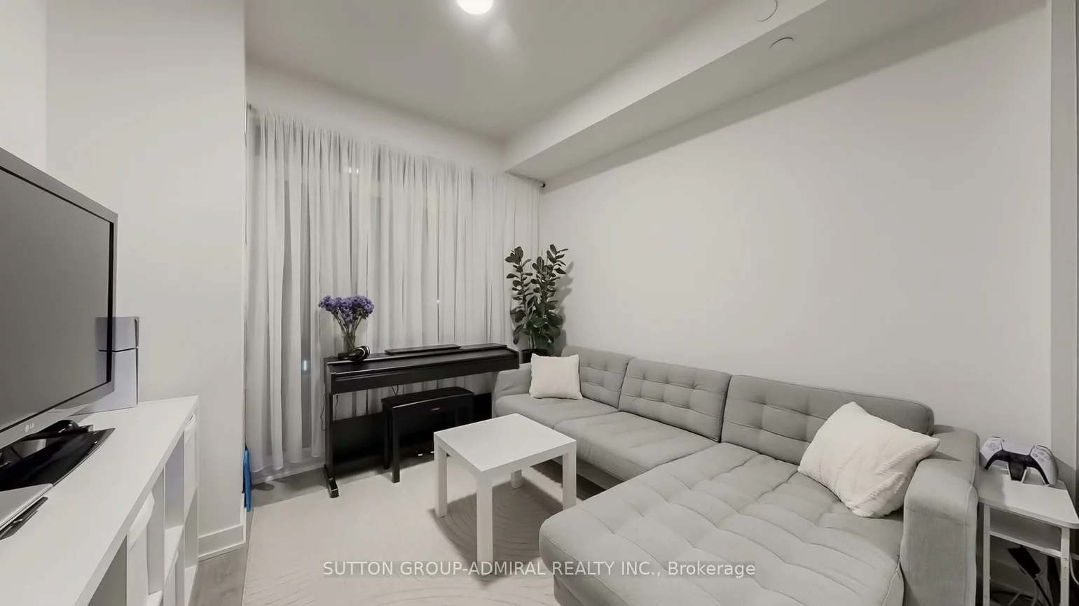 50, Upper Mall, Brownridge, Vaughan