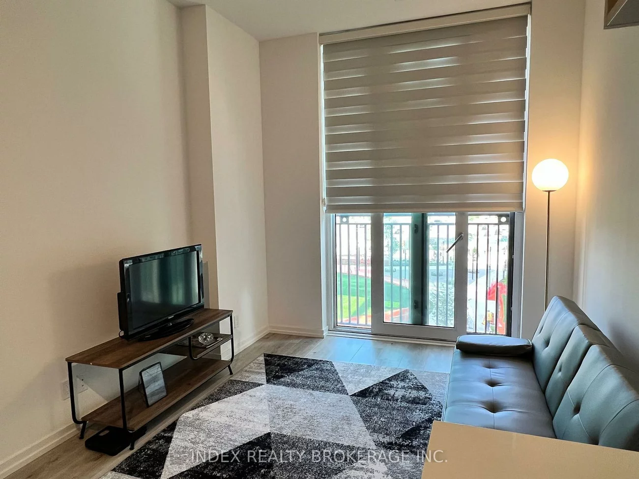 1000, Portage, Vaughan Corporate Centre, Vaughan