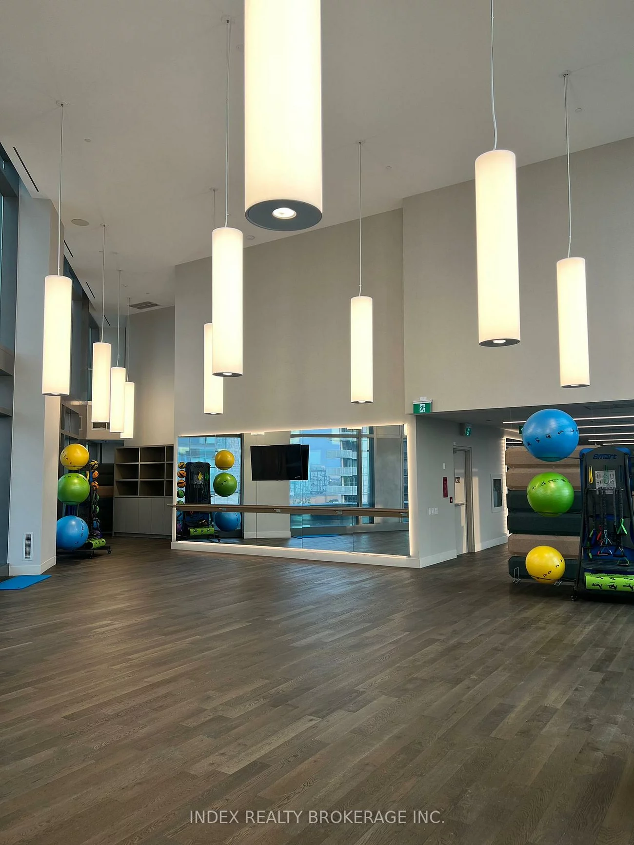 1000, Portage, Vaughan Corporate Centre, Vaughan