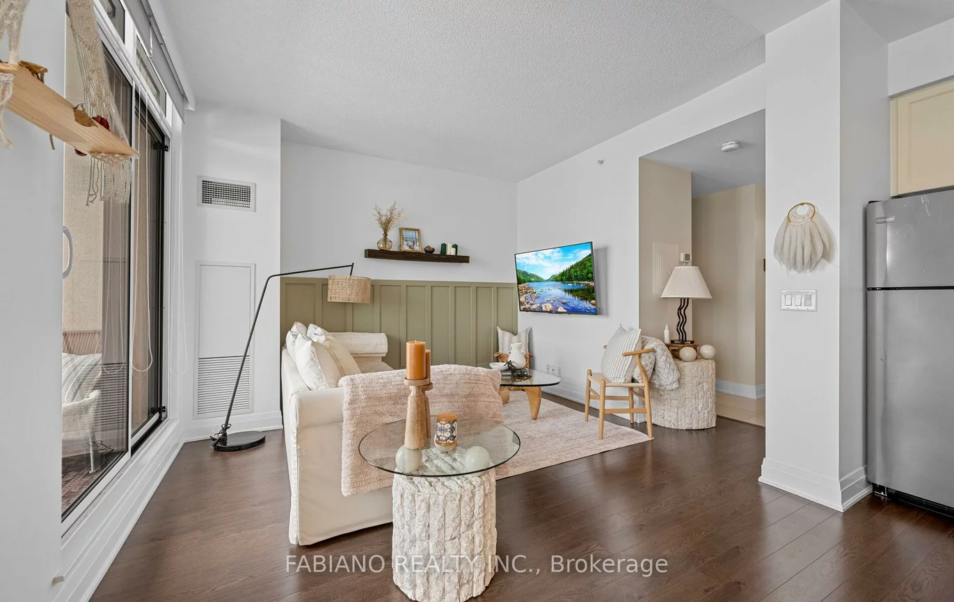 24, Woodstream, Vaughan Grove, Vaughan