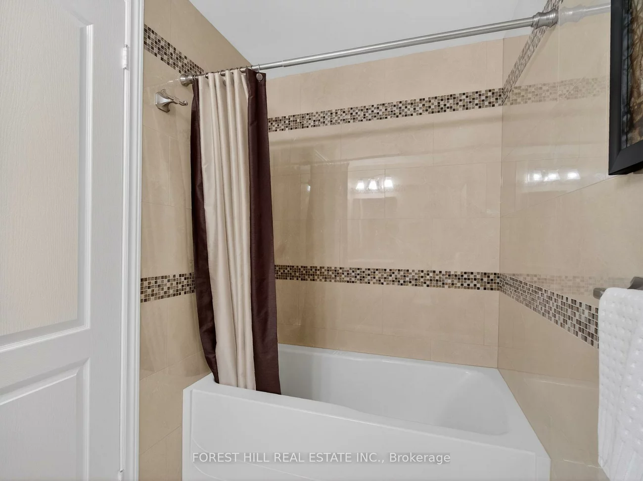 100, Promenade, Brownridge, Vaughan