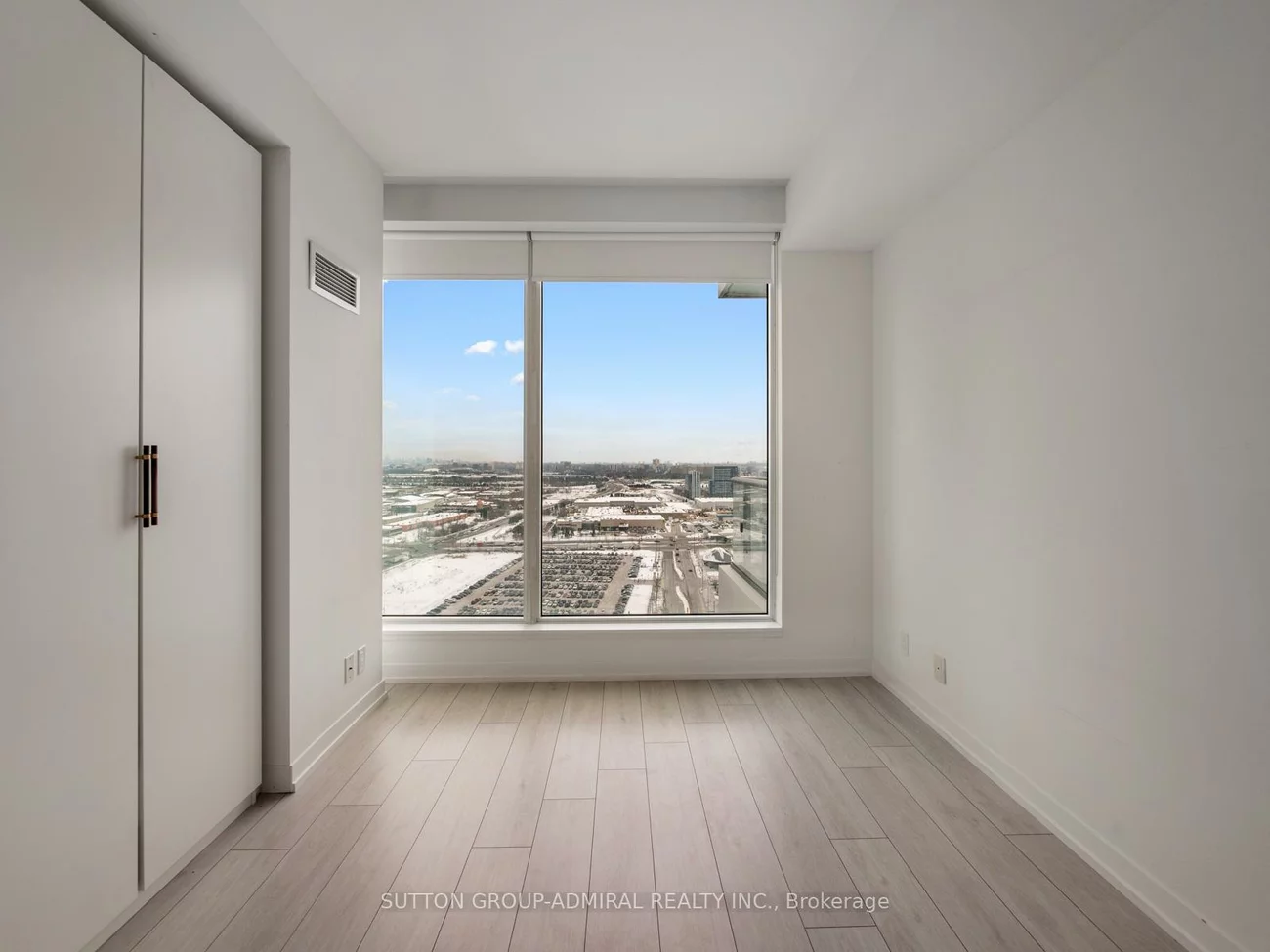 950, Portage, Vaughan Corporate Centre, Vaughan