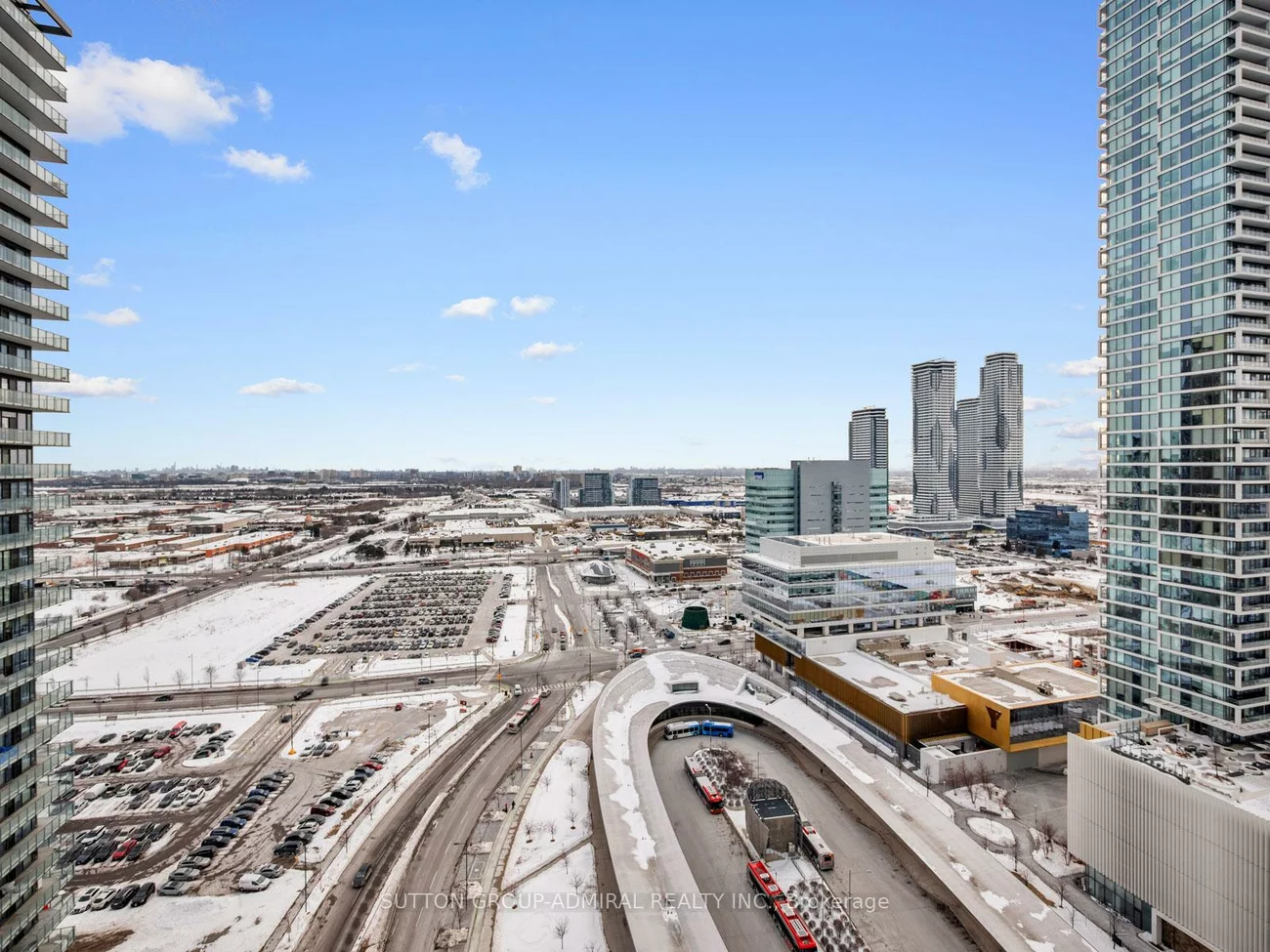 950, Portage, Vaughan Corporate Centre, Vaughan