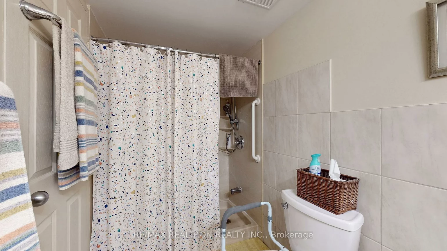 7420, Bathurst, Brownridge, Vaughan