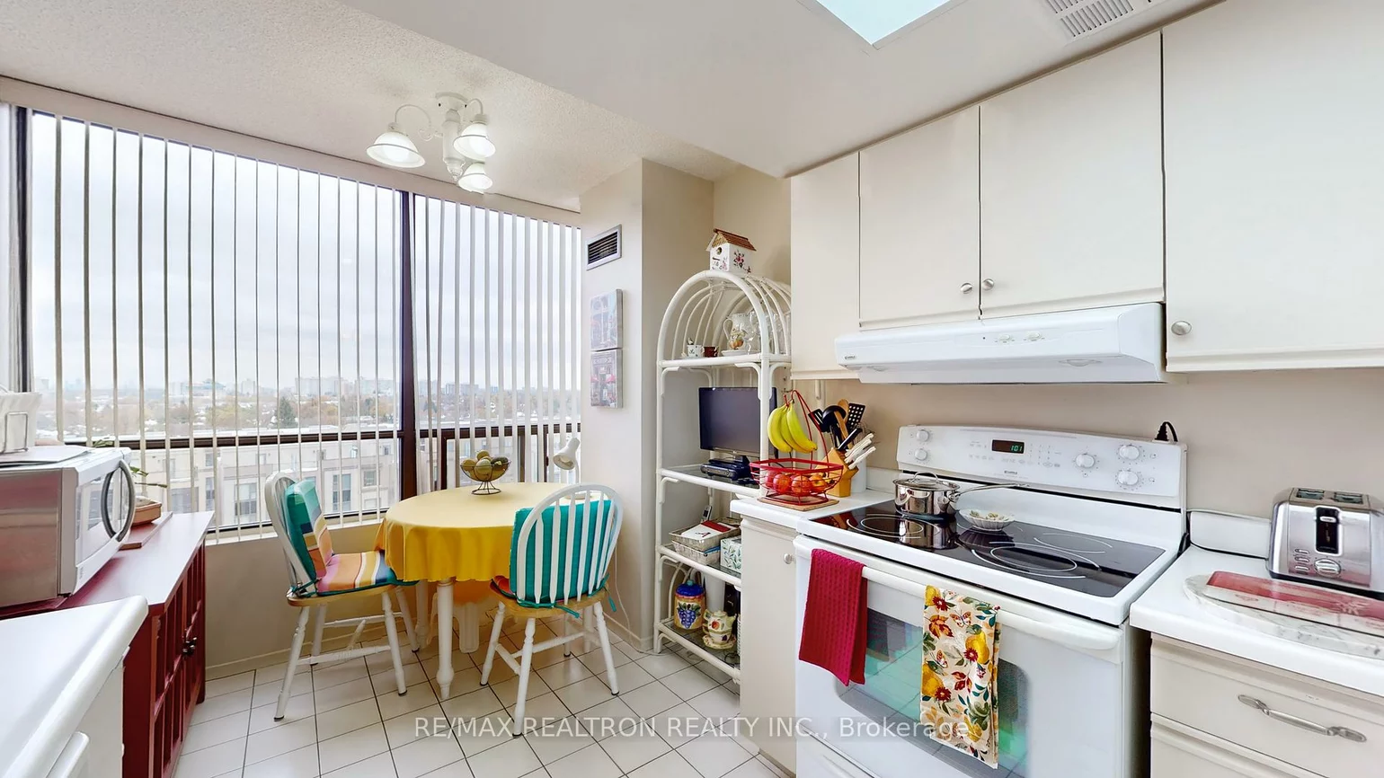 7420, Bathurst, Brownridge, Vaughan