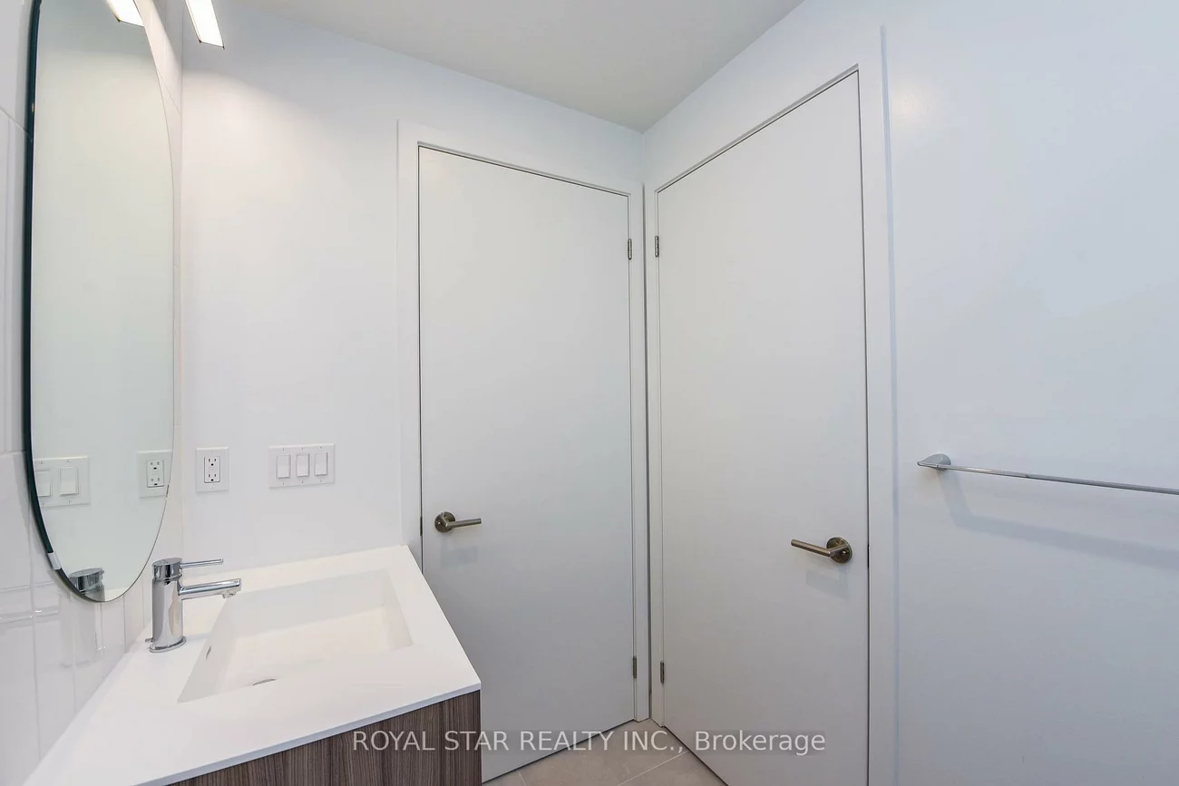 7950, Bathurst, Beverley Glen, Vaughan