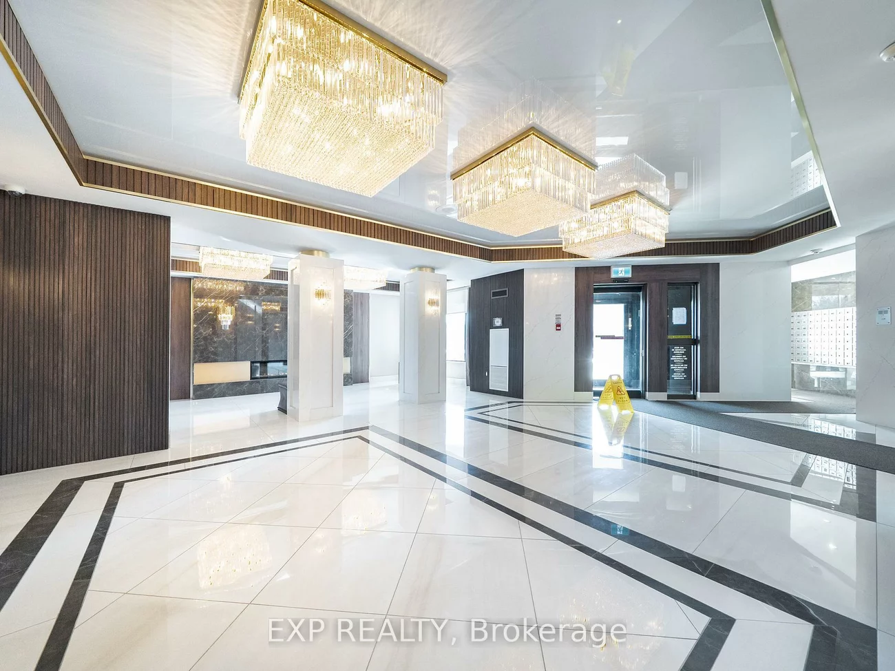 7420, Bathurst, Brownridge, Vaughan