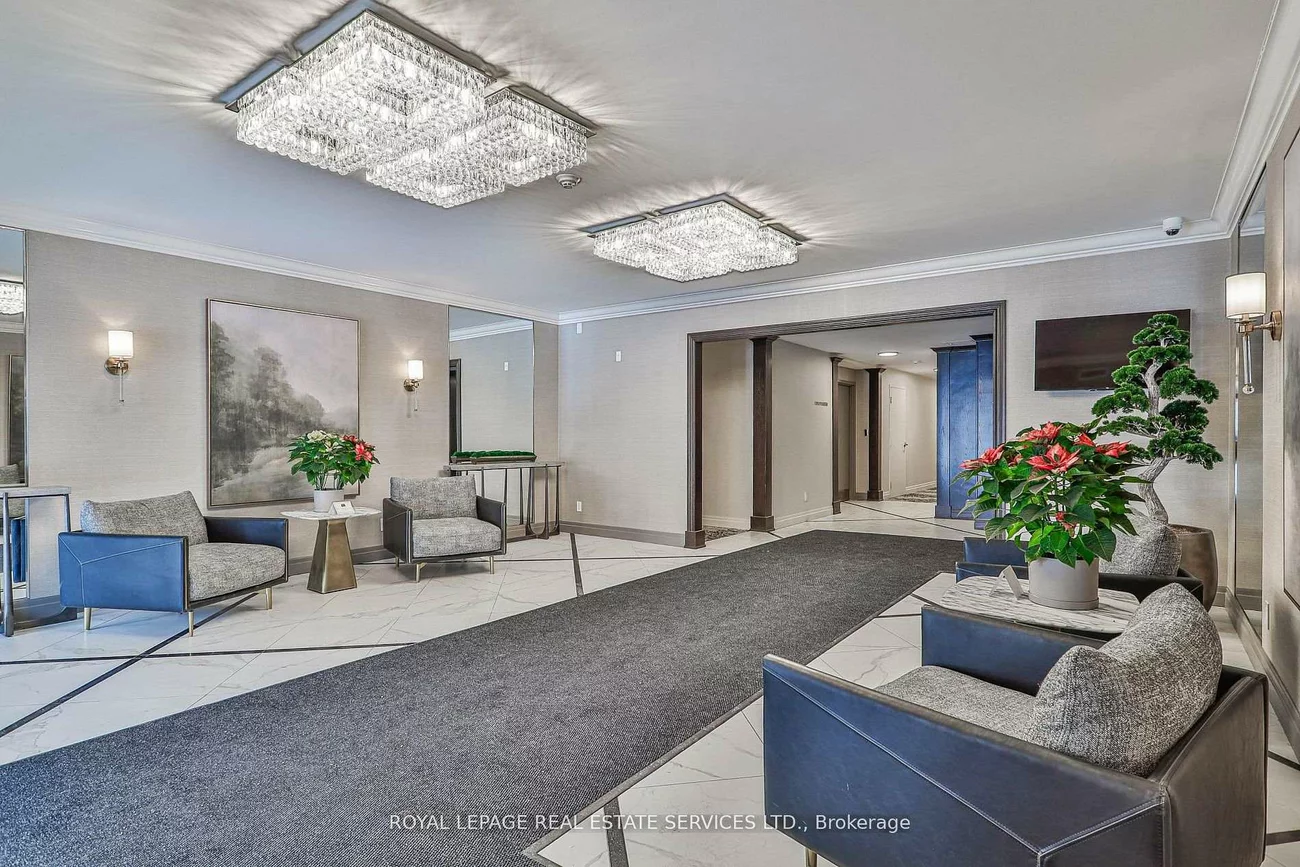 33, Wallace, West Woodbridge, Vaughan