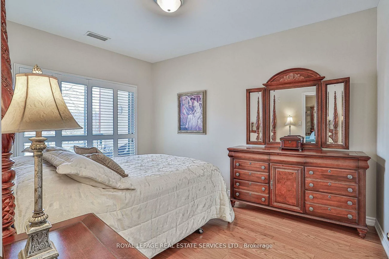 33, Wallace, West Woodbridge, Vaughan