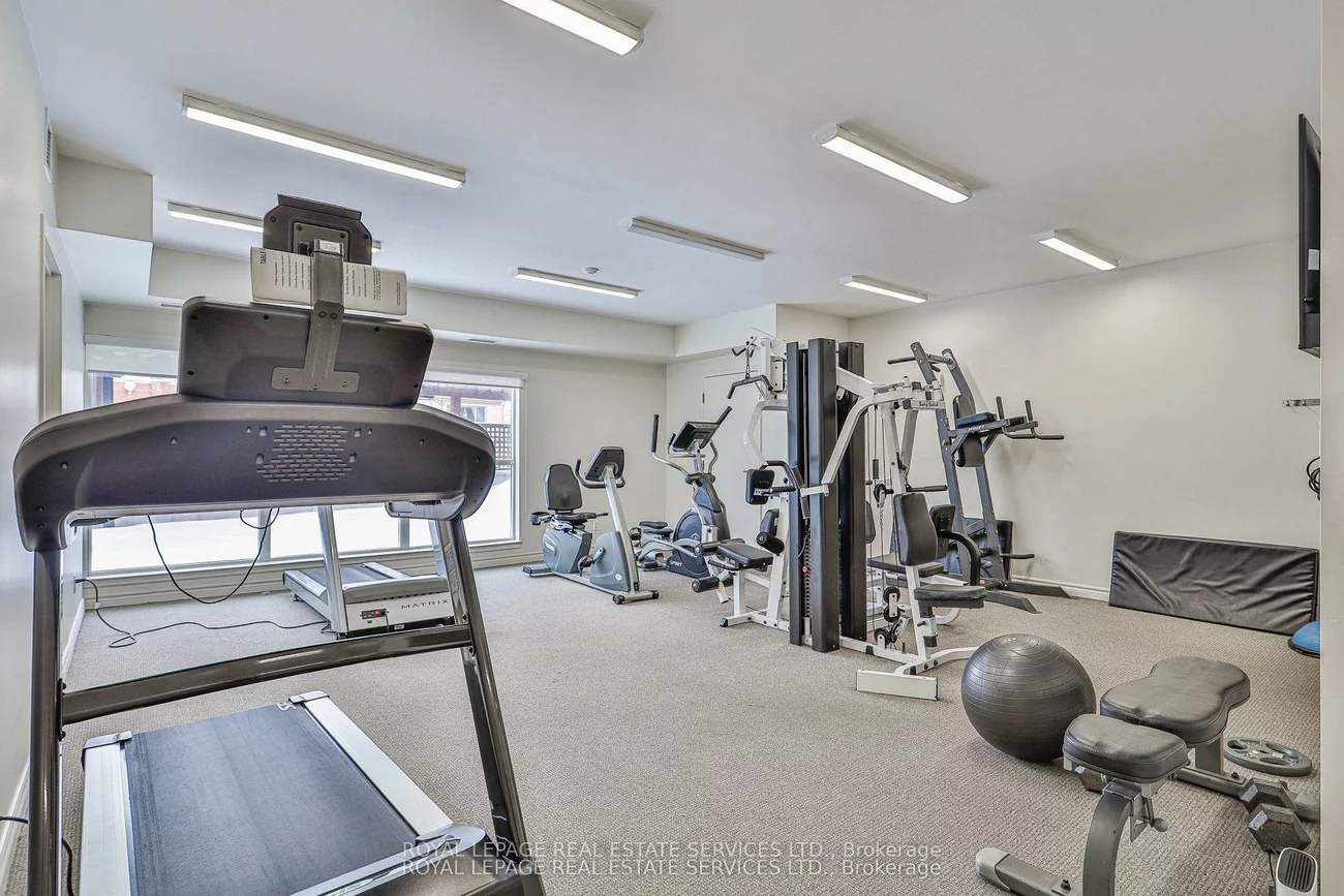 33, Wallace, West Woodbridge, Vaughan