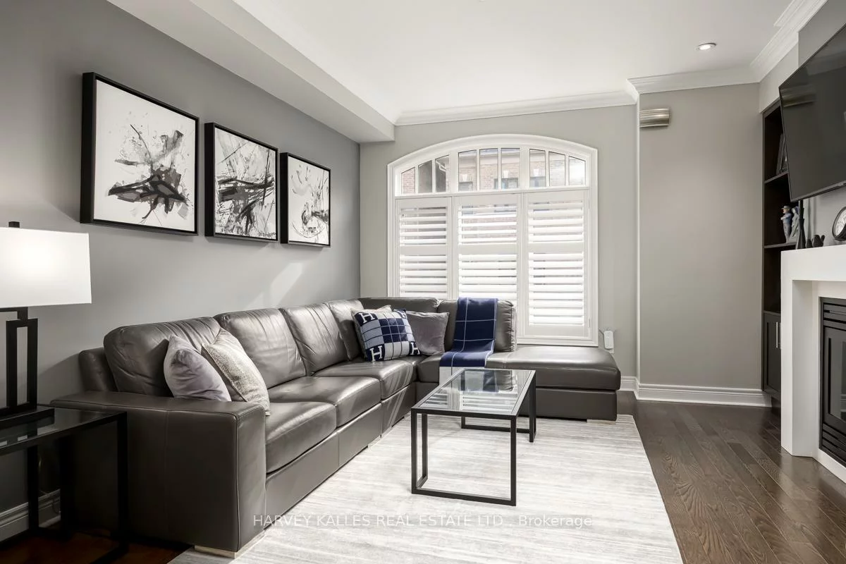 16, Powseland, West Woodbridge, Vaughan