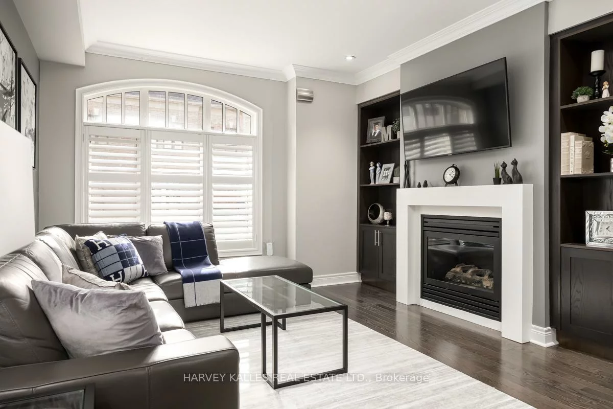 16, Powseland, West Woodbridge, Vaughan