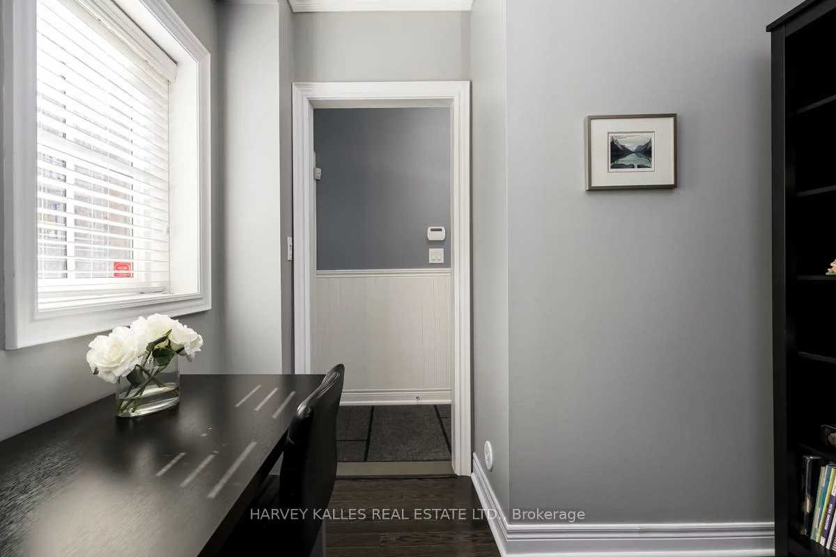 16, Powseland, West Woodbridge, Vaughan