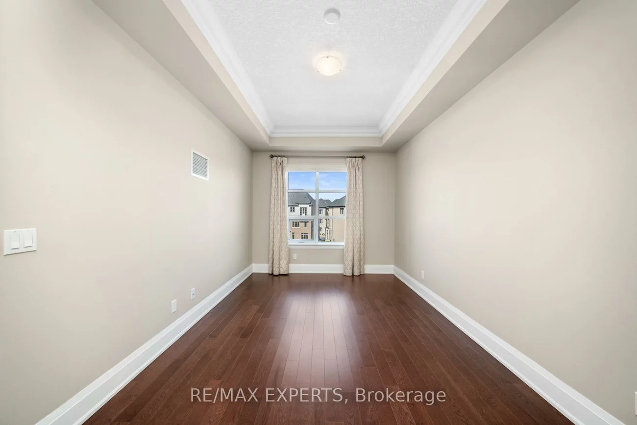 9909, Pine Valley, Vellore Village, Vaughan